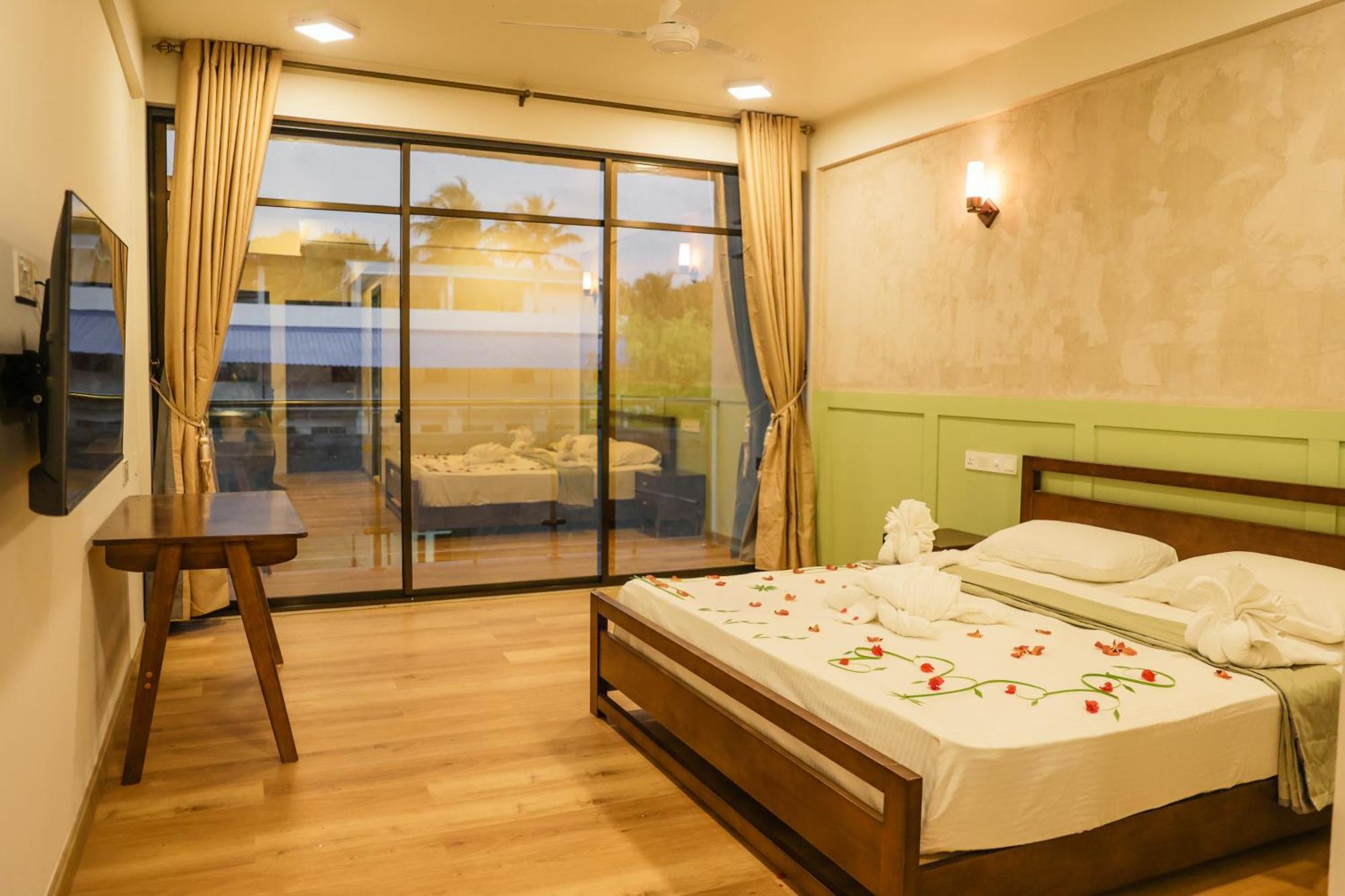 Ahola Thoddoo, Maldives Hotel ภายนอก รูปภาพ