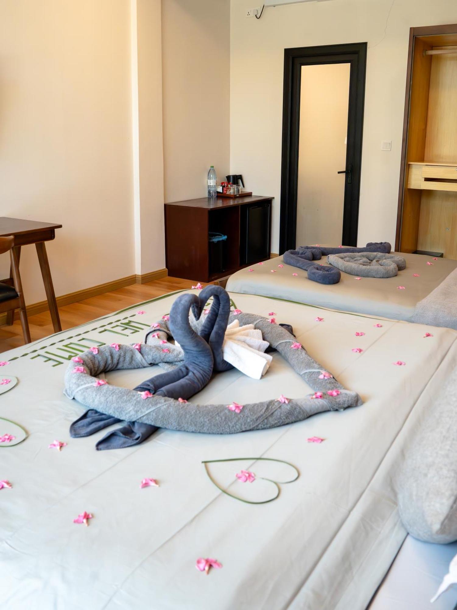 Ahola Thoddoo, Maldives Hotel ภายนอก รูปภาพ