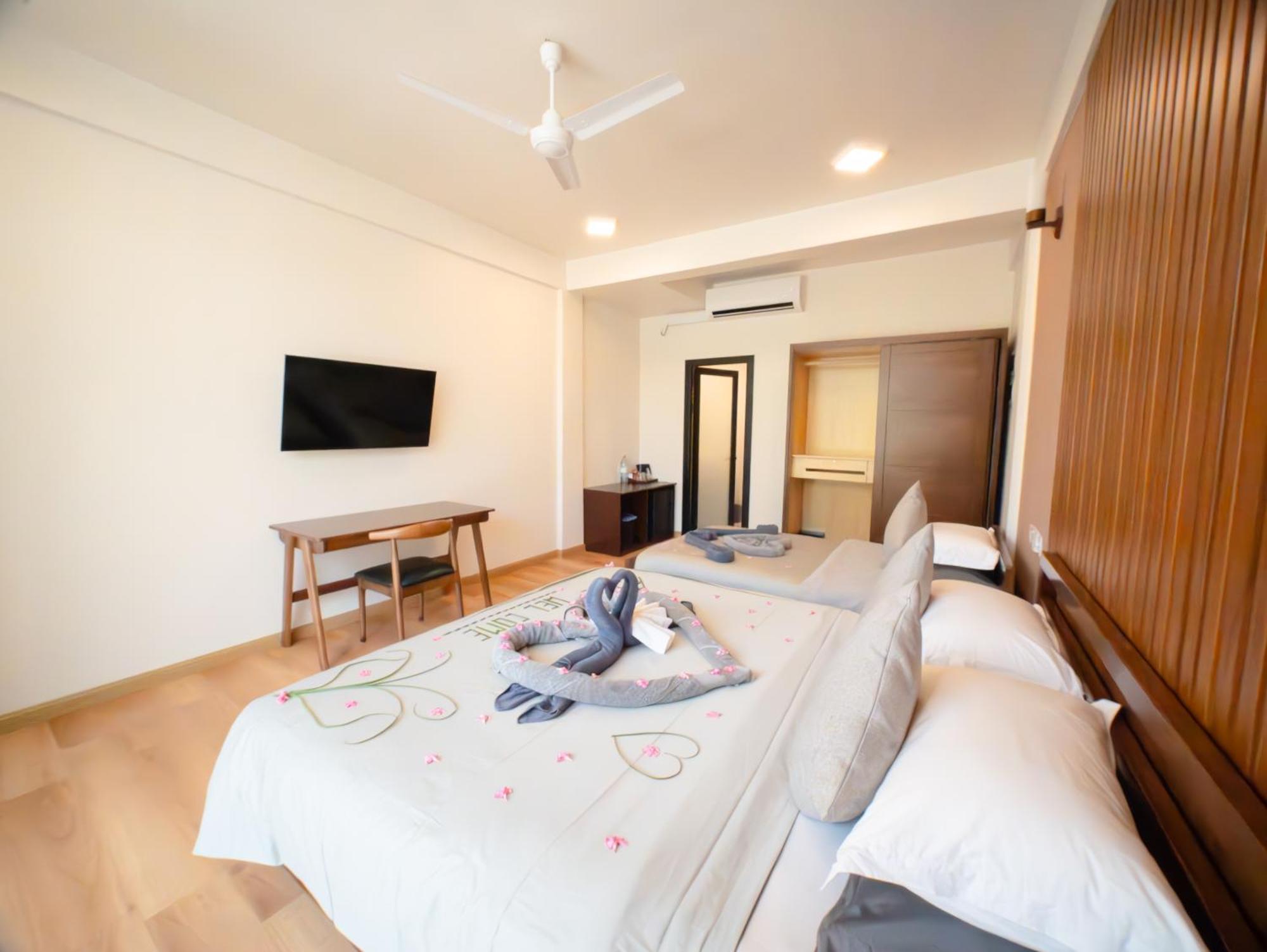 Ahola Thoddoo, Maldives Hotel ภายนอก รูปภาพ